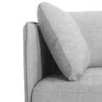 Fauteuil en similicuir, assise et dossier rembourrés, pieds en bois massif, touche décorative pour le salon