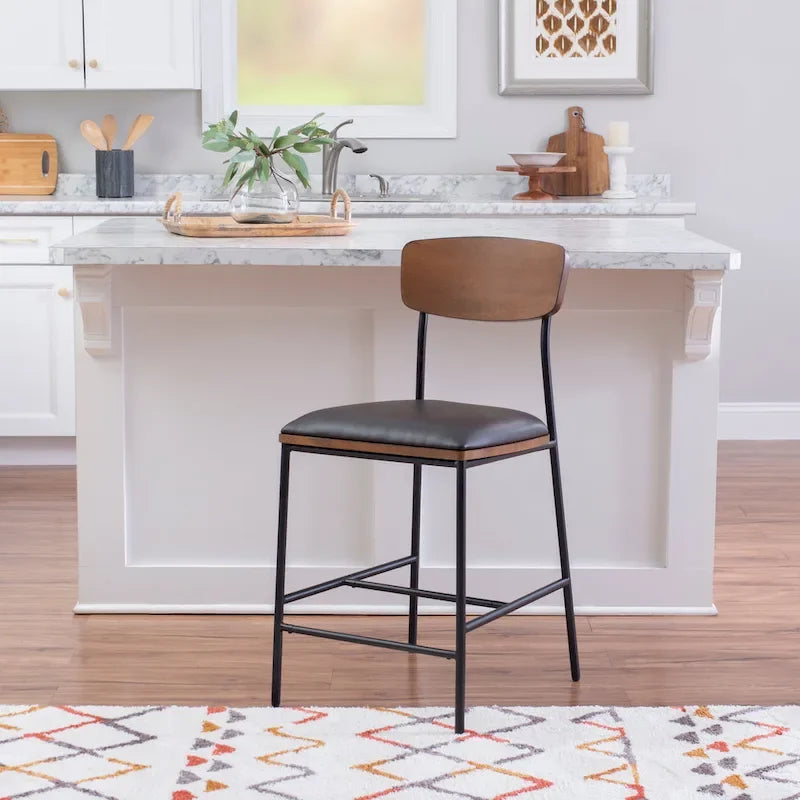 Tabouret de comptoir 25", assise en similicuir blanc, structure en acier noir, dossier en bois, style industriel/ferme moderne